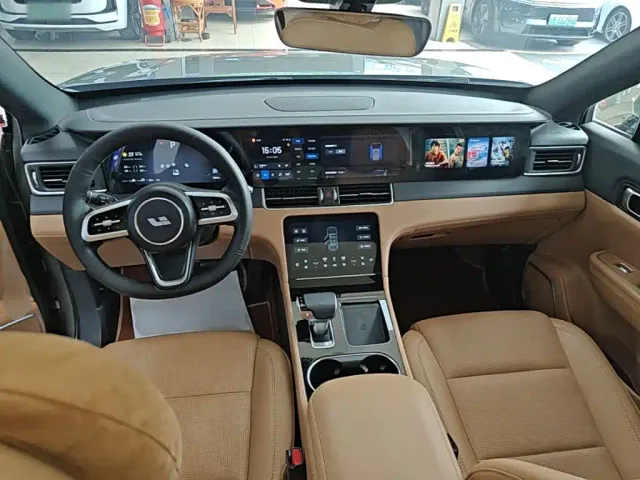 Li Auto ONE — Фото автомобиля 9
