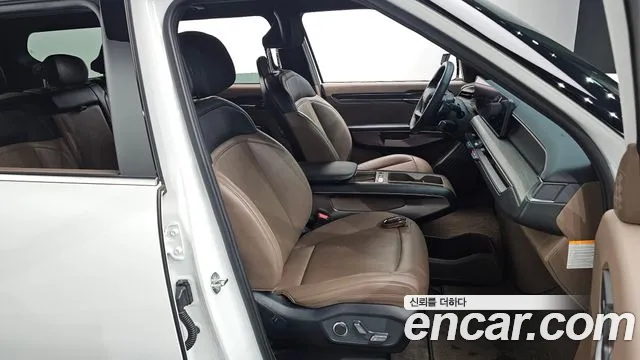 Kia EV9 — Фото автомобиля 21