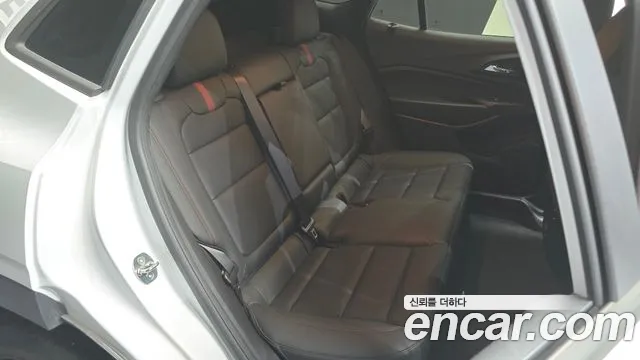 ChevroletGMDaewoo Trax Trax Кроссовер — Фото автомобиля 12