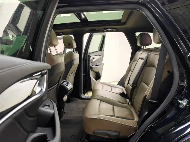 Buick Enclave — Фото автомобиля 11