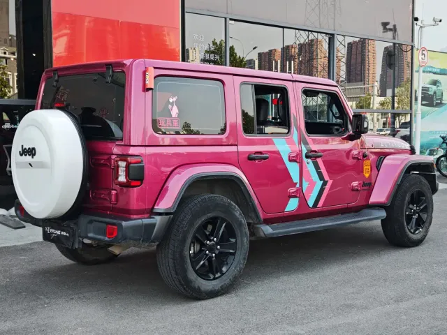 Jeep Wrangler — Фото автомобиля 6