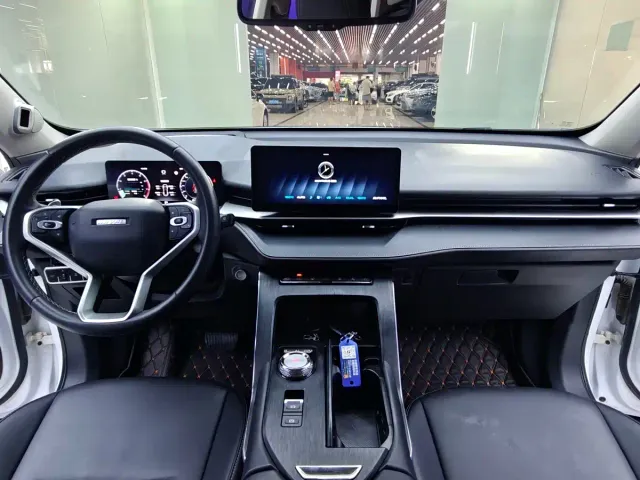 Haval H6 — Фото автомобиля 12