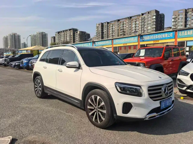 Mercedes-Benz GLB-Class — Фото автомобиля 3