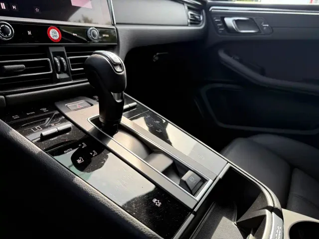 Porsche Macan — Фото автомобиля 5