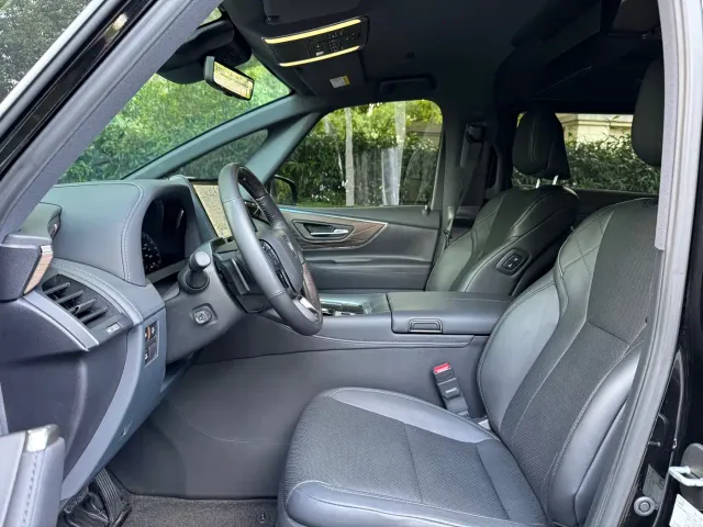Toyota Vellfire — Фото автомобиля 7