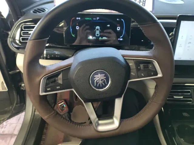 BYD Qin PLUS — Фото автомобиля 10