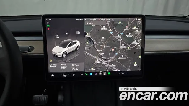 Tesla Model Y — Фото автомобиля 19