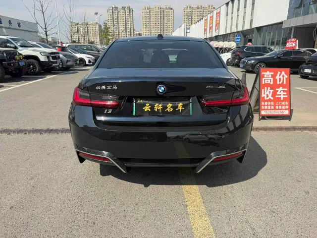 BMW i3 — Фото автомобиля 7