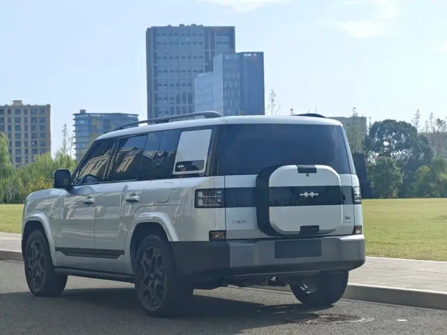 BYD FangChengBao Titanium 7 — Фото автомобиля 3