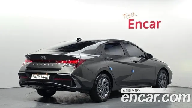 Hyundai Avante CN7 — Фото автомобиля 2