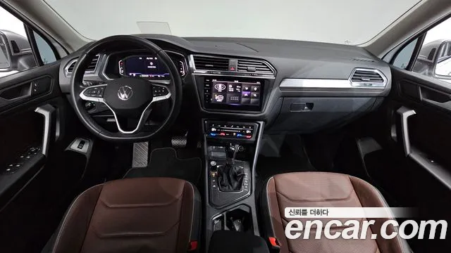 Volkswagen Tiguan — Фото автомобиля 10