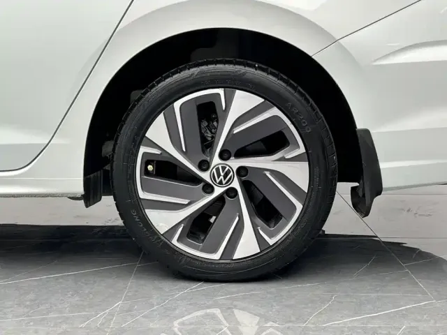Volkswagen Bora — Фото автомобиля 22