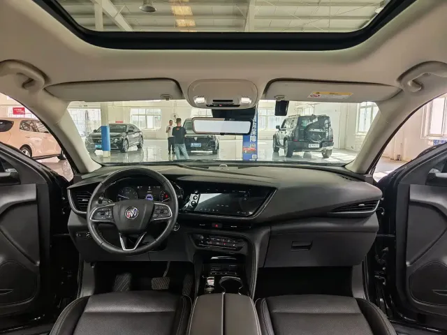 Buick Envision Plus — Фото автомобиля 7