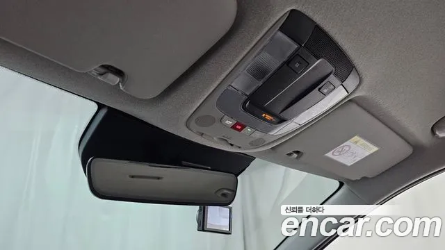 Kia Niro The All New — Фото автомобиля 24