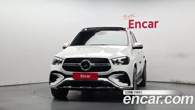 Mercedes-Benz GLE-Class — Фото автомобиля 3