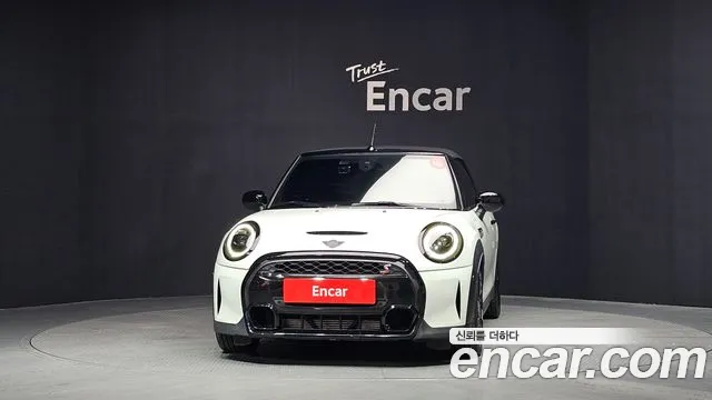 Mini Cooper Convertible — Фото автомобиля 3