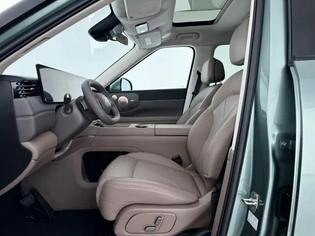 IM Motors LS8 — Фото автомобиля 16