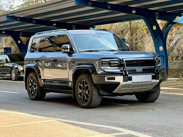 Fang Cheng Bao Leopard 5 2023 Yun Nian Flagship Edition — Фото автомобиля 3