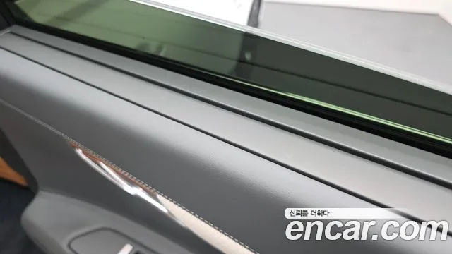 Genesis GV80 2.5T Бензин 2WD — Фото автомобиля 18