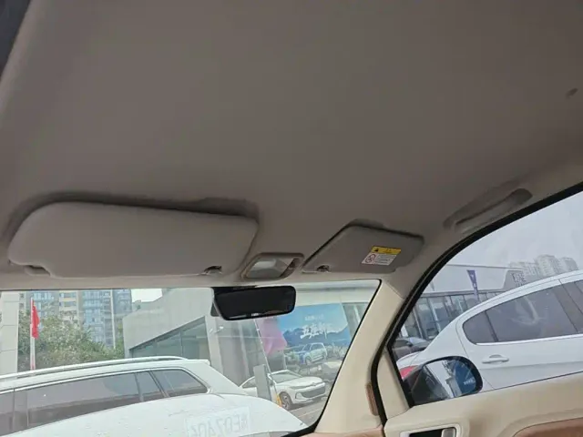 Wuling Motors Hongguang MINIEV 2024 Model 3rd Generation 170km — Фото автомобиля 17