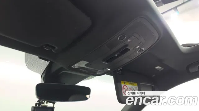 Audi Q2 35 TDI Premium — Фото автомобиля 14