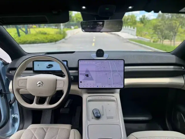 Nio EC6 — Фото автомобиля 6