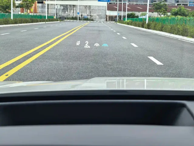 BYD Seal — Фото автомобиля 12