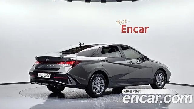 Hyundai AVANTE Новый Avante (CN7) — Фото автомобиля 2