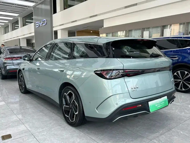 BYD Seal 06 DM-i Touring — Фото автомобиля 8