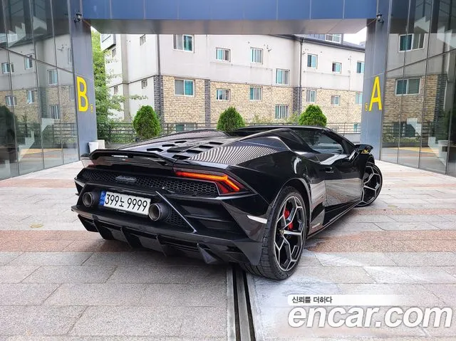 Lamborghini Huracan — Фото автомобиля 3