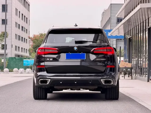 BMW X5 — Фото автомобиля 5