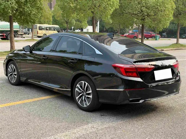 Honda Inspire — Фото автомобиля 15