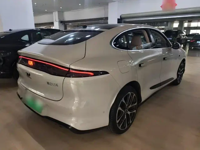 IM Motors LS6 — Фото автомобиля 6