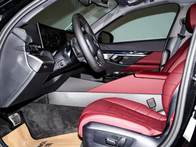 BMW 5 Series — Фото автомобиля 23