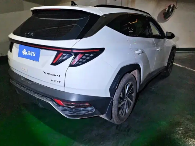Hyundai Tucson — Фото автомобиля 3