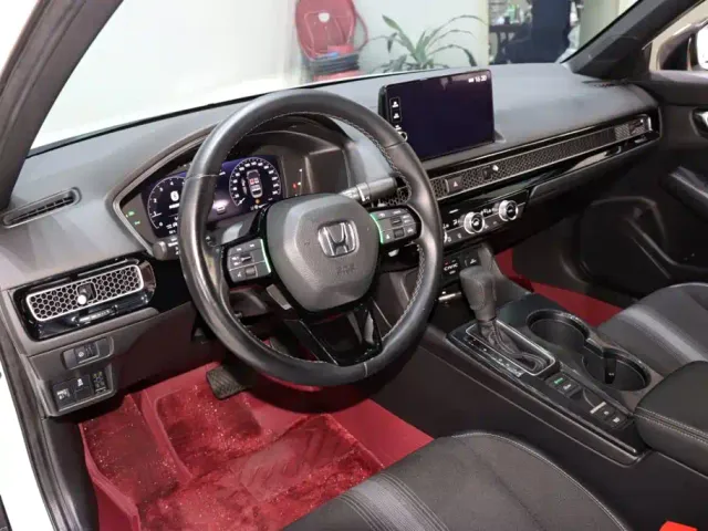 Honda Civic — Фото автомобиля 10