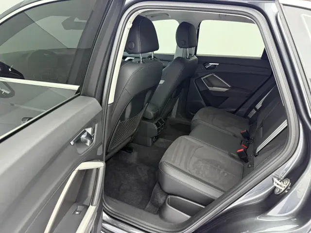 Audi Q3 — Фото автомобиля 16