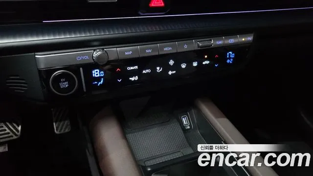 Hyundai Ioniq 6 — Фото автомобиля 25