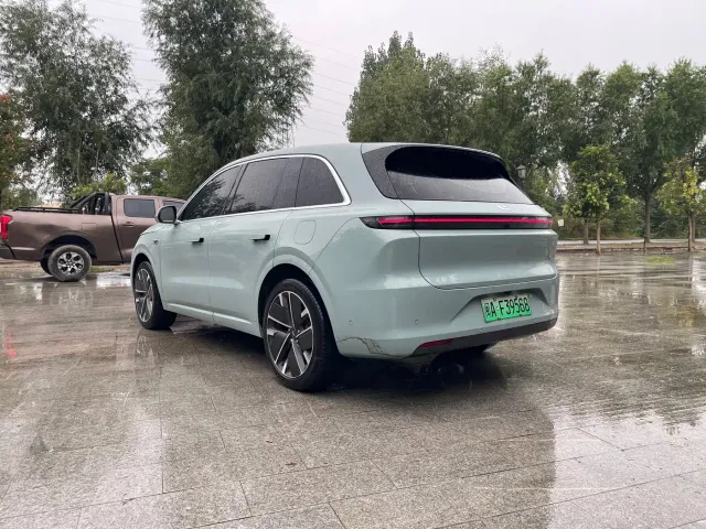 Li Auto L6 — Фото автомобиля 7