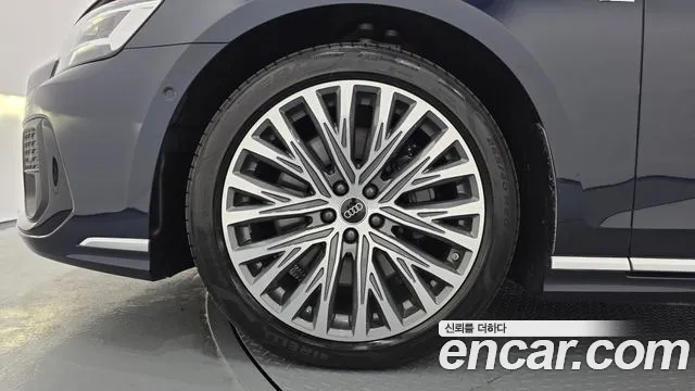 Audi A8 55 TFSI quattro Premium LWB — Фото автомобиля 5
