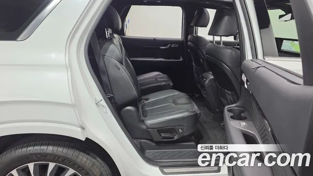 Hyundai Palisade The New Palisade Бензин 3.8 4WD — Фото автомобиля 9