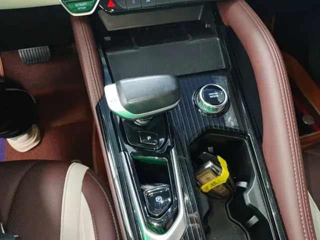 Geely Xingyue L — Фото автомобиля 13