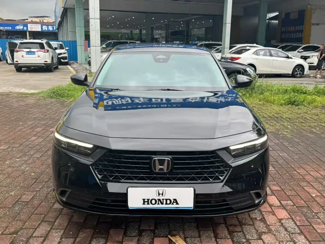 Honda Accord — Фото автомобиля 2