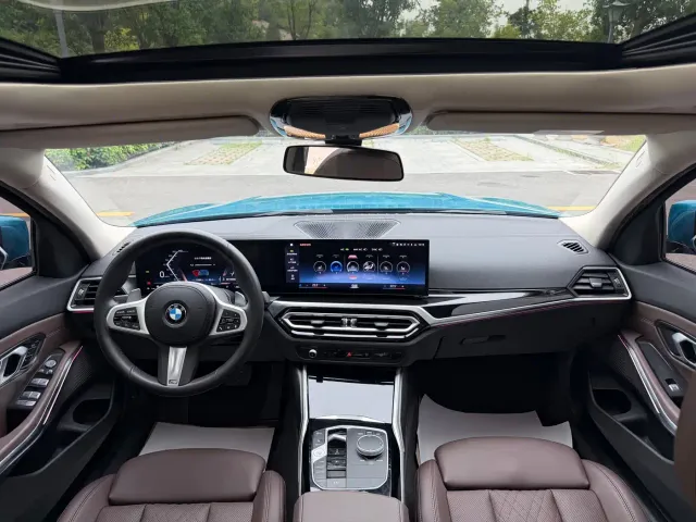 BMW 3 Series — Фото автомобиля 7