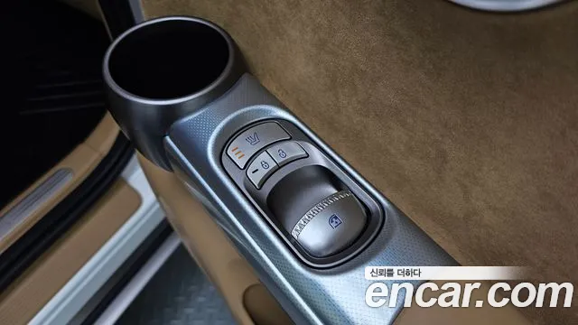 Genesis GV60 — Фото автомобиля 18