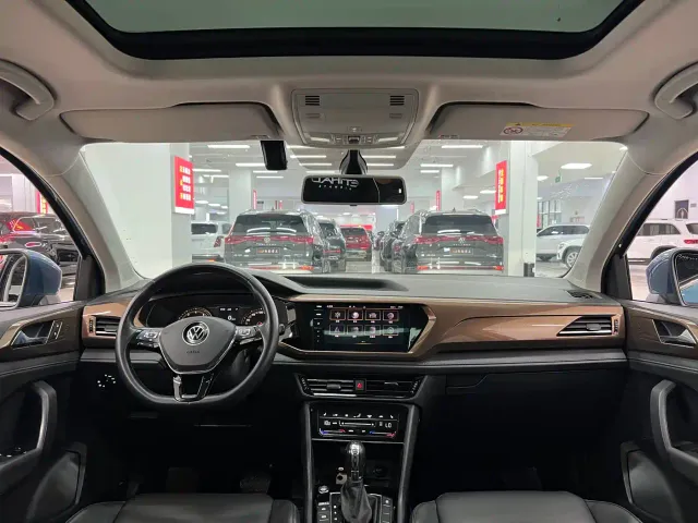 Volkswagen Tharu — Фото автомобиля 5