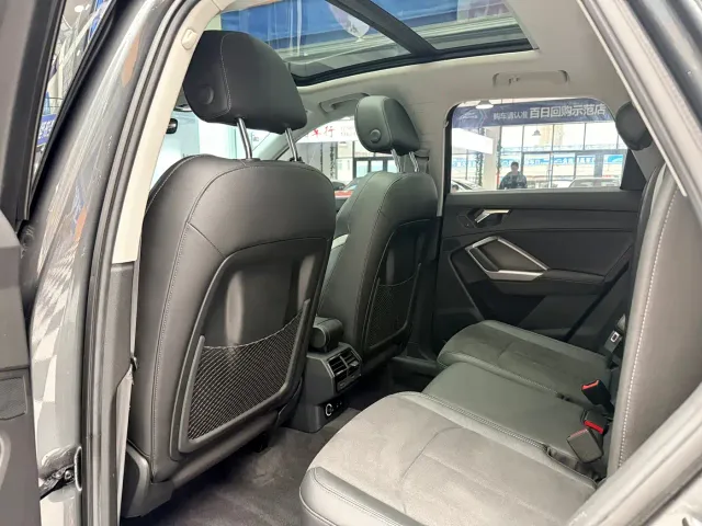 Audi Q3 — Фото автомобиля 10