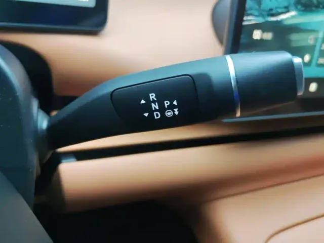 Leapmotor C10 — Фото автомобиля 16