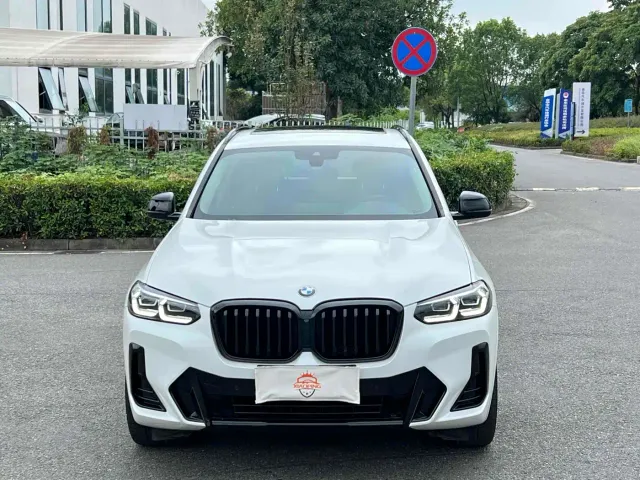 BMW X3 — Фото автомобиля 2