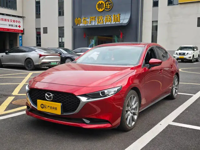 Фотография автомобиля — Mazda Axela